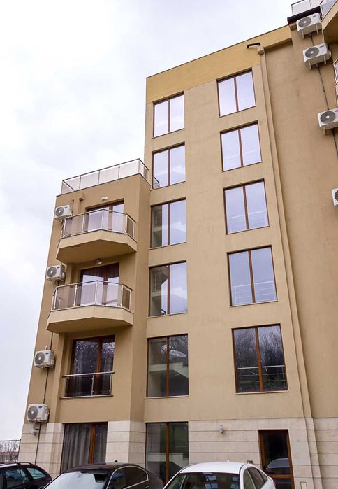 Дава се под наем Двустаен апартамент в к.к. Златни пясъци - 45 кв.м за 400 € - Снимка #16