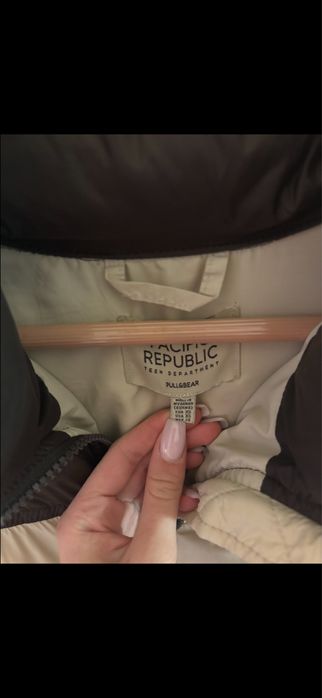 Яке от Pull&bear