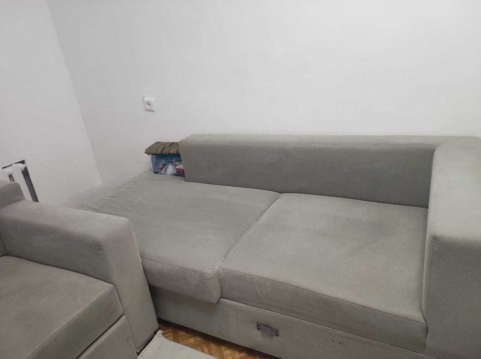 Продам диван срочна