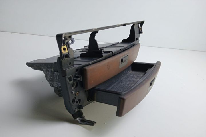 Sertar consola centrala  7032886 BMW Seria 7 E65/E66