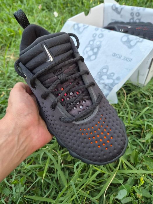 Nike Mind 002 Black Hyper Crimson, mărimi de la 36 la 44