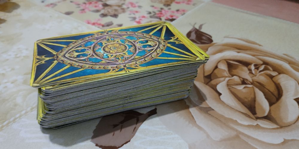 Карты Таро в ассортименте