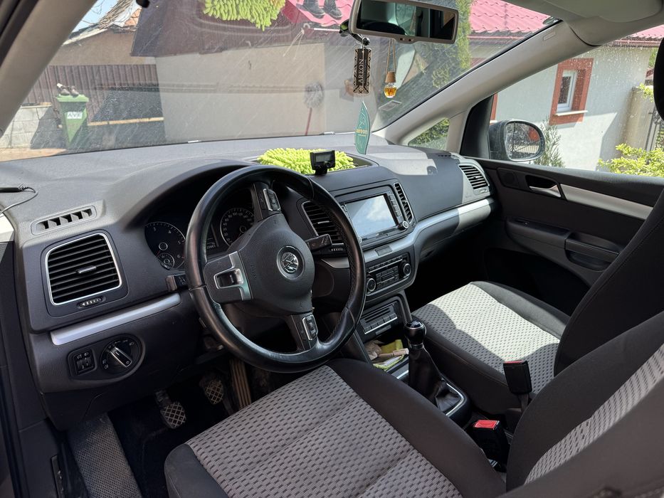 VOLKSWAGEN Sharan 2011 — imagine 5