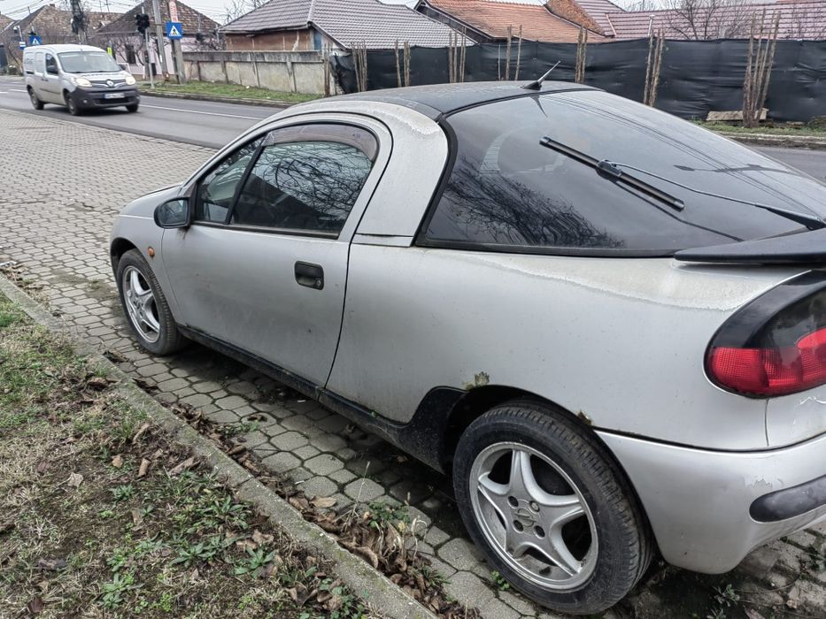 Vând Opel  tigra