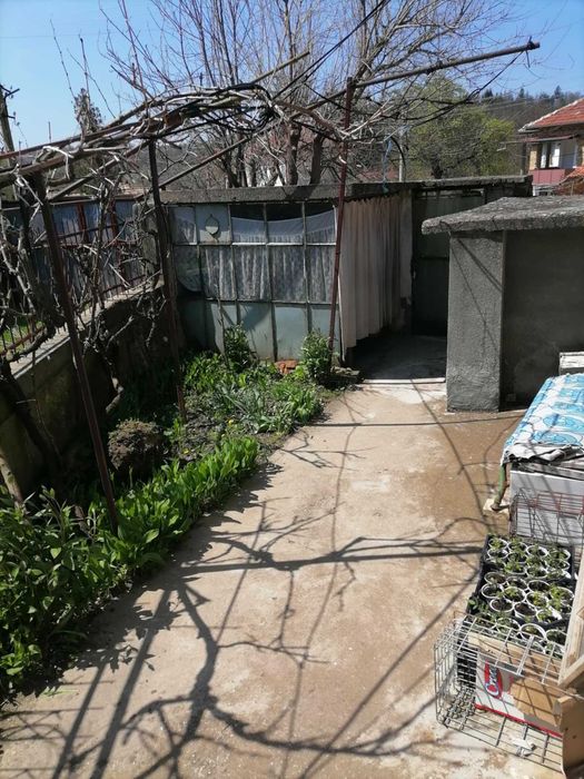 Къща в село Побит Камък, община Разград