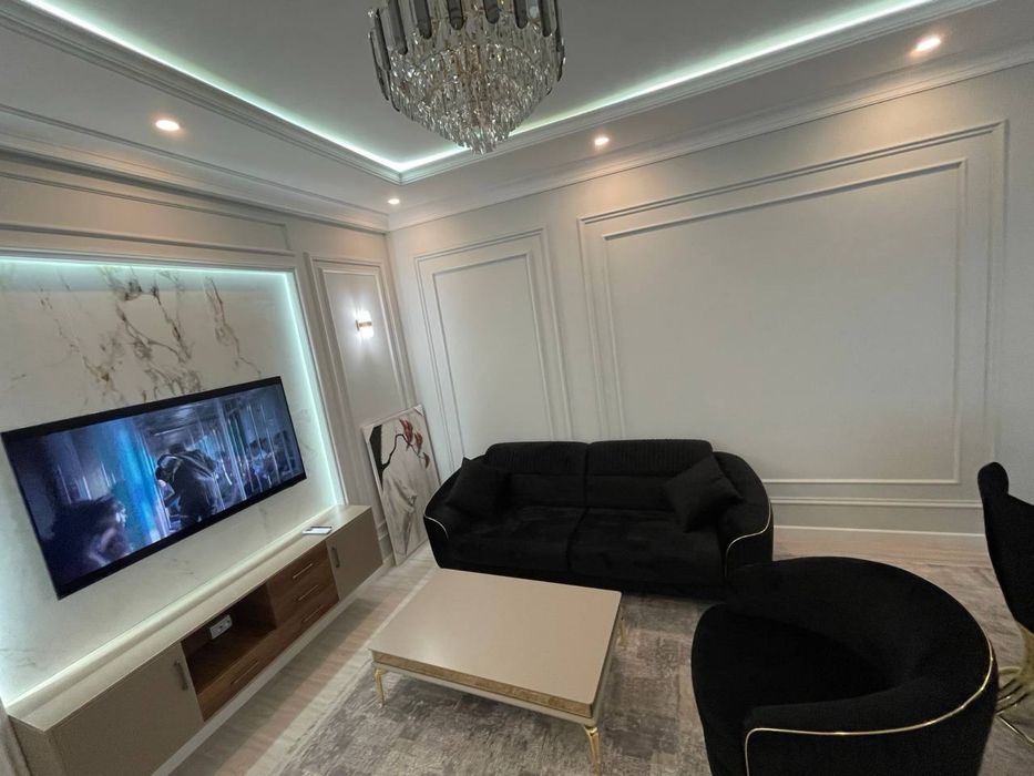 Парисиен 3х комнатная Лух Апартмент