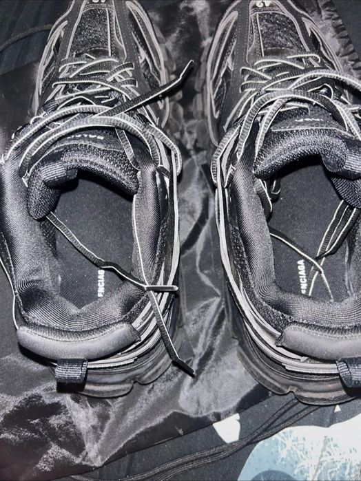 Balenciaga Track fara led