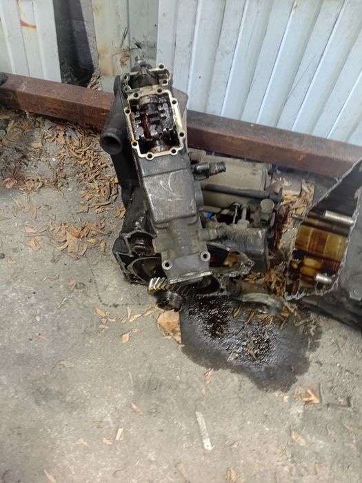 Запчасти от кпп. Рено магнум