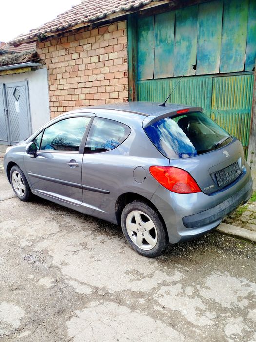 Peugeot 207 1.4 на части