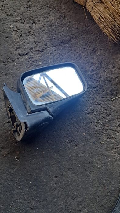 Бокове зеркало опель фронтера
