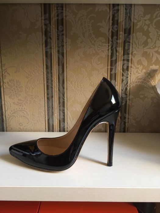 Дамски обувки на висок ток- налични 35, 36, 37, 38, 39, 40 номер
