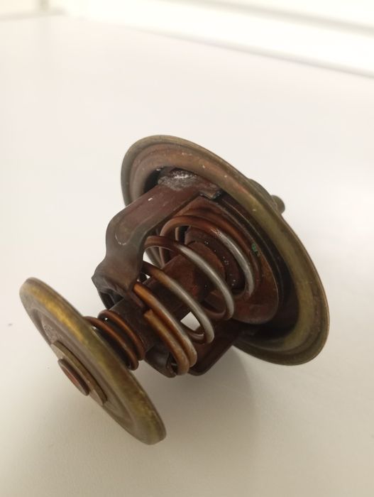 Продам термостат оригинальный