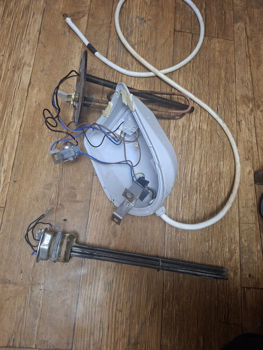 Vand 2 rezistente boiler 200 l+