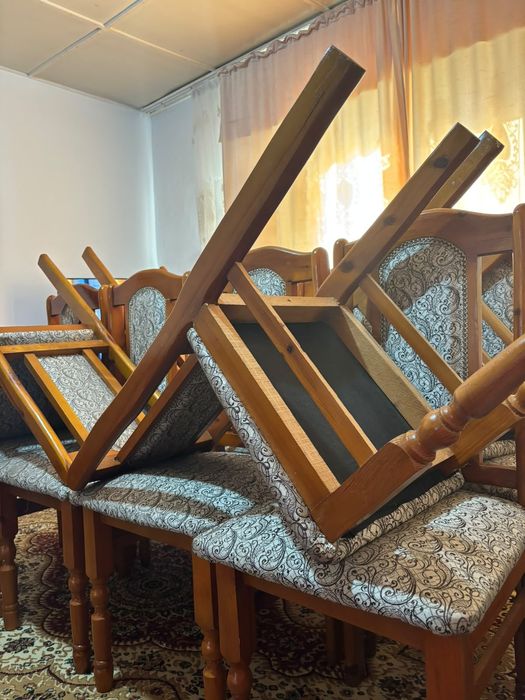 Стол и стуля продам