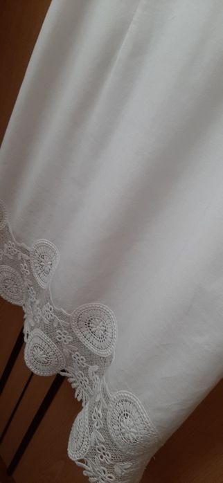 Бяла лятна рокля Rosi fashion