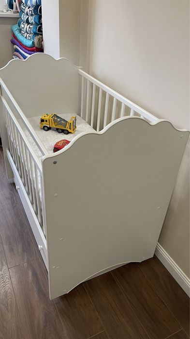 Манеж сатамын