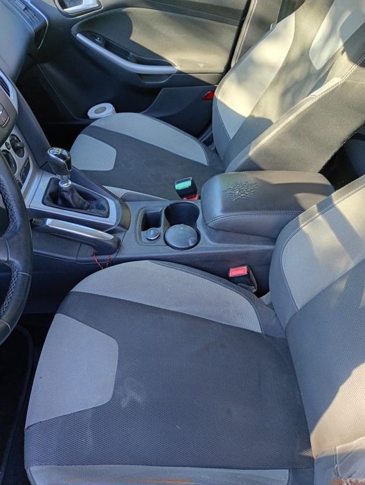 Se vinde Ford Focus