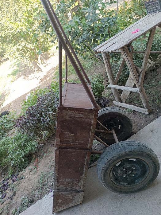 Qoʻl arava Damas balon