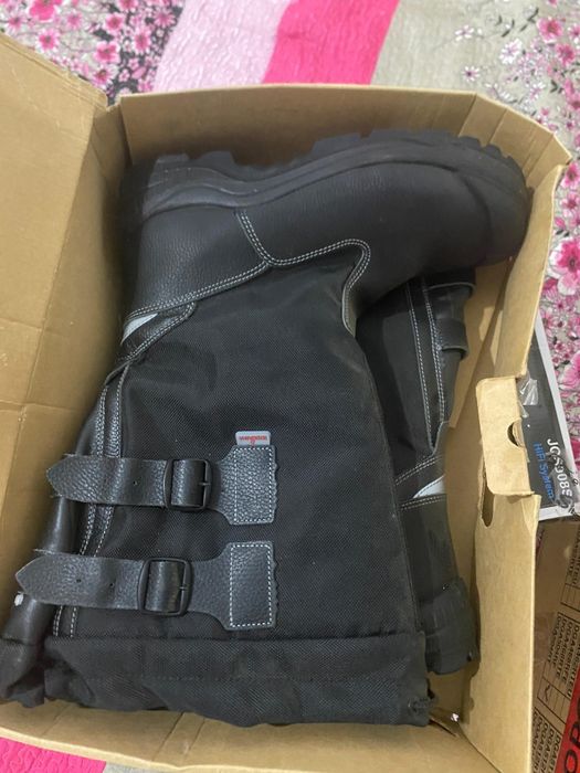 Новый қыстық етік сатылады