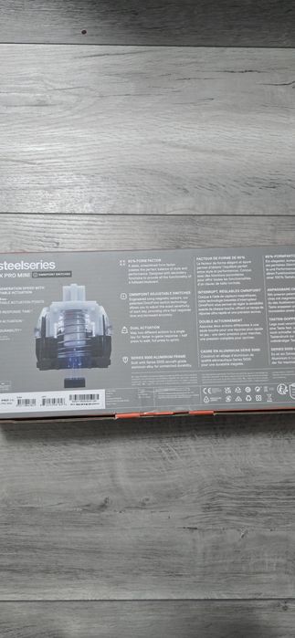 Tastatura gaming  apex pro mini noua