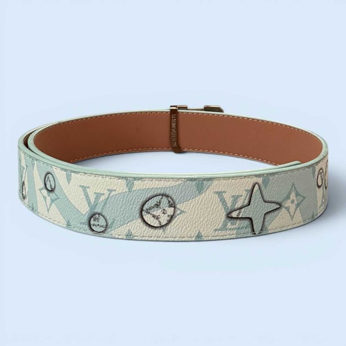 Curea Louis Vuitton – Model Monogram Verde Pastel | Elegantă & Rafinată