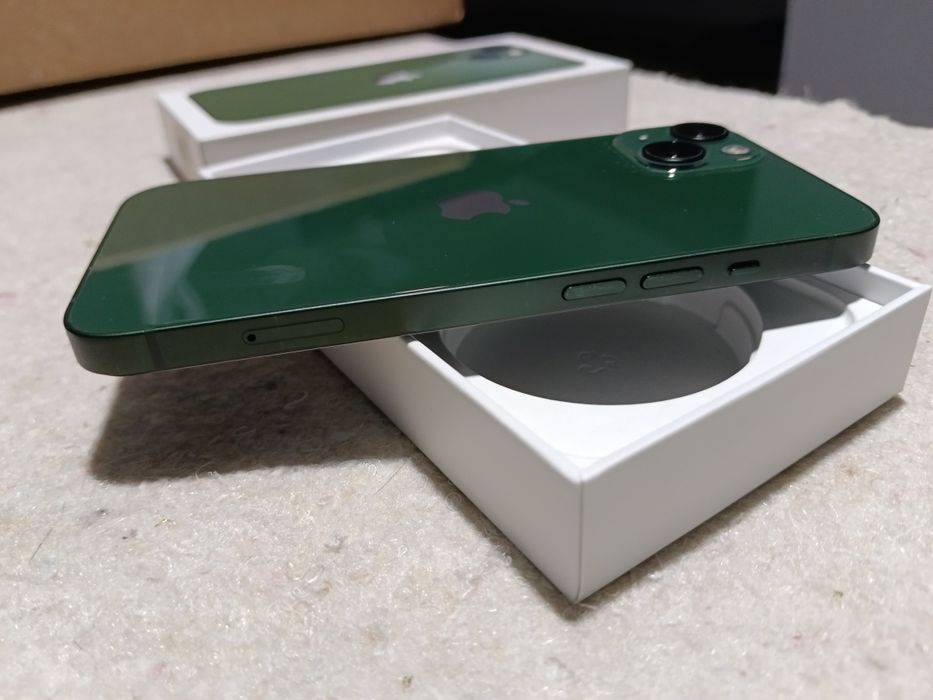 iPhone 13 128 gb / айфон 13 идеал