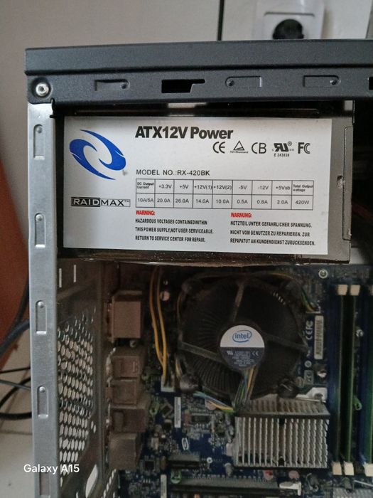 Unitate pc+monitor+tastatură