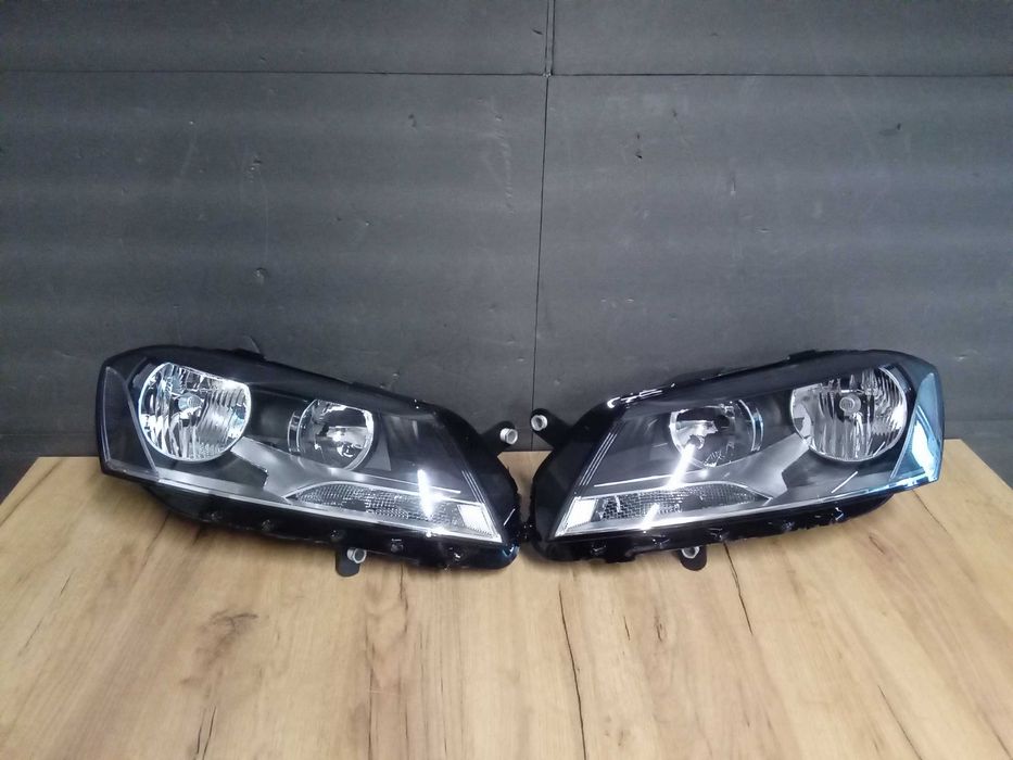 Far stanga/dreapta H7/H7 VW Passat B7