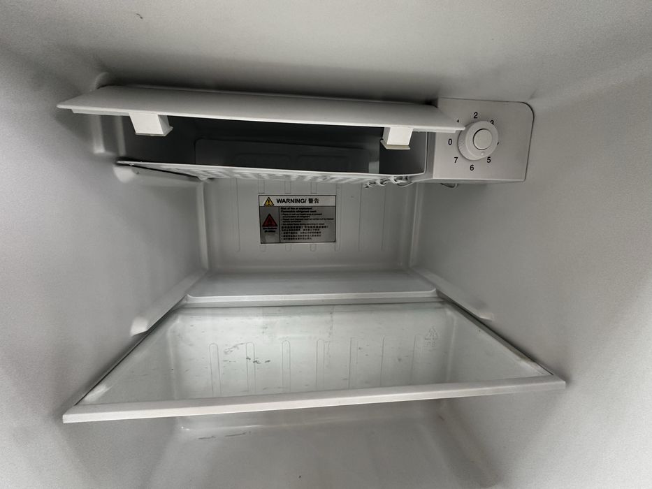 Холодильник мальенький