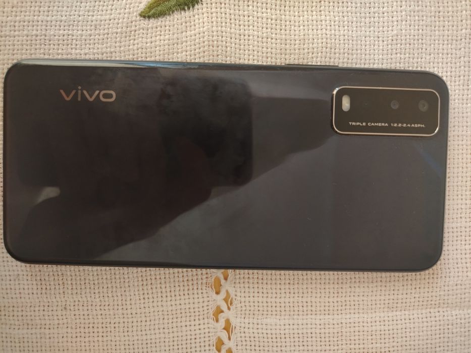 Все еще продается. Vivo Y20 в хорошем состоянии, есть торг