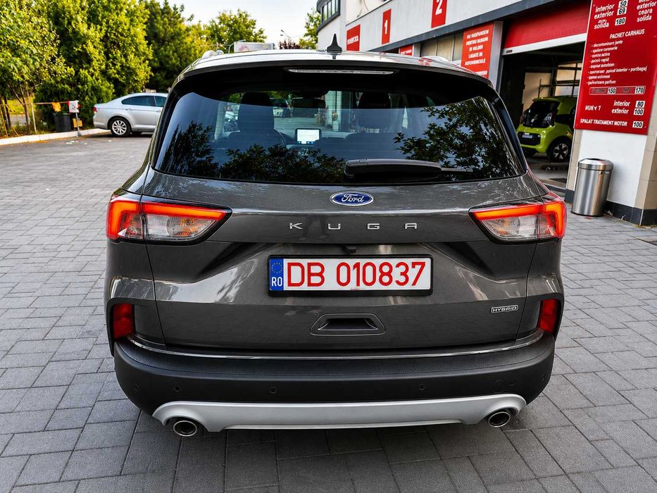 Ford Kuga Titanium 2.5 Duratec Hybrid 190 CP Automata - TVA Deductibil + Carte RAR