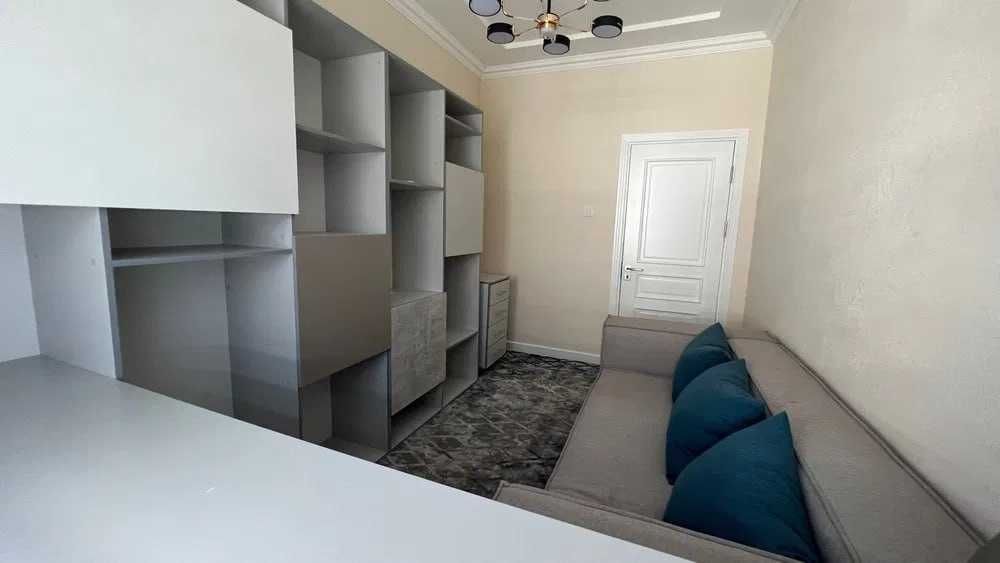 Срочно сдам 3- комнаты   5/14 Алмазарский   ЖК Сагбон Резденс