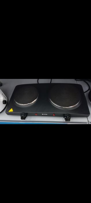 Настольная электрическая плита Vitek.