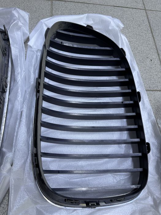 Решетки ноздри BMW F01