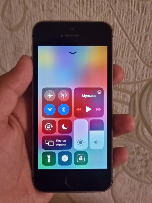 Iphone 5s sotiladi
