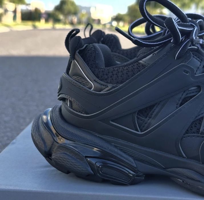 Balenciaga Track – Black