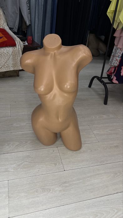 Женский манекенн