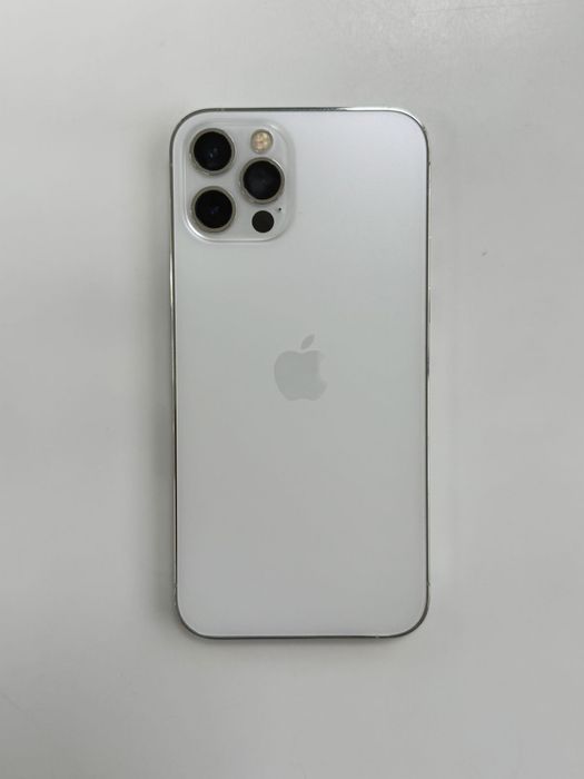 Продам Айфон 12 про iphone 12 pro