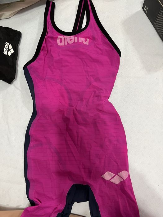 Състезателен бански Arena Fastskin Дамски
http://arenabulgaria.com › s