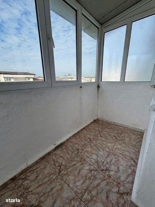 De vanzare apartament cu 2 camere si balcon, Pret 31000euro