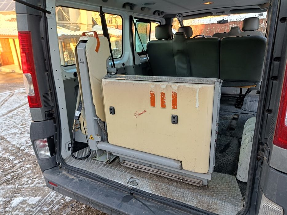 Lift hidraulic auto pers handicap