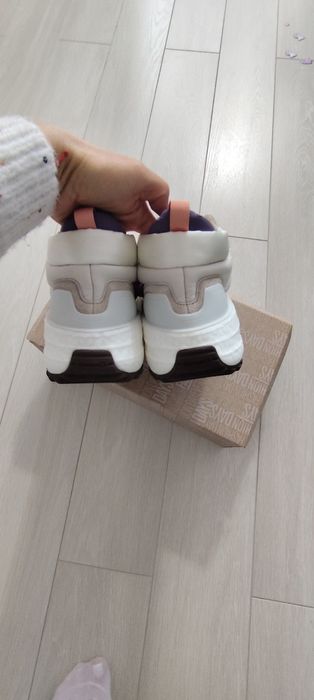 Ghete dama adidas noi, cu eticheta, mar 38 2/3