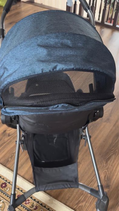 Детская коляска evenflo