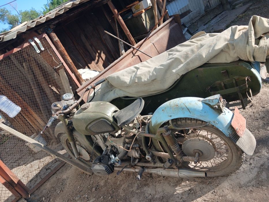 Продам мотоцикл  днепр