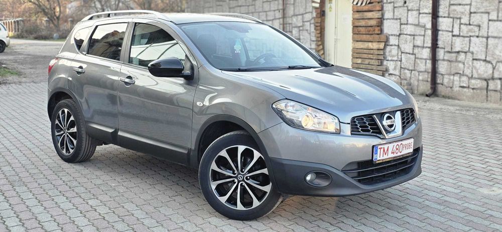 Nissan Qashqai 1,6 benzina
