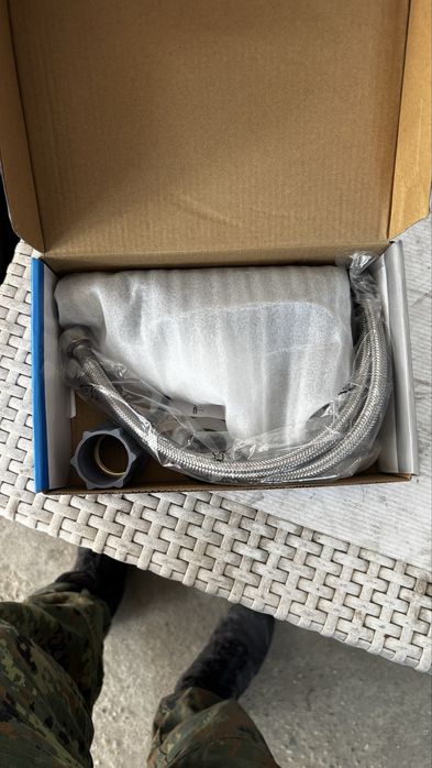 Стоящ смесител за умивалник SKL BLACK