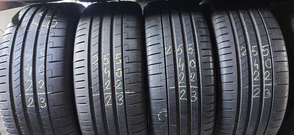 Anvelope Vara Pirelli P Zero PZ4 255 40 22