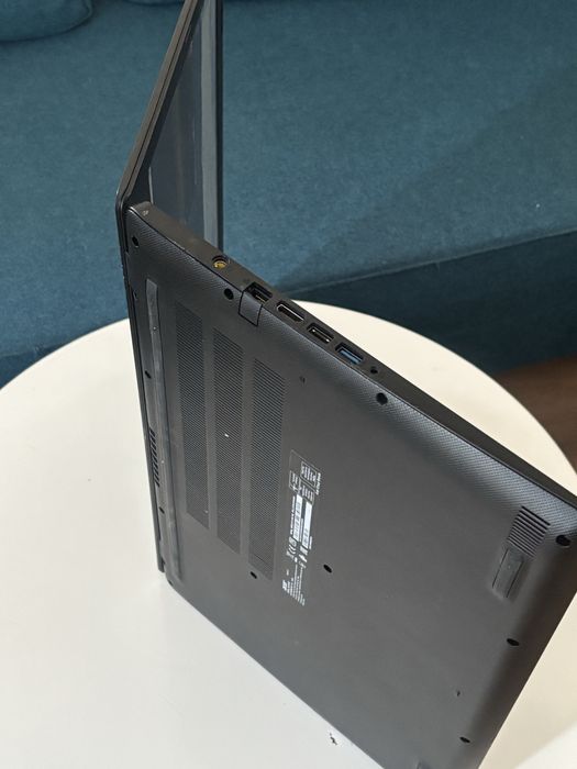 Acer 17,3 Full HD• i7-8565U• 20Gb ram• Nvidia MX250• SSD 256gb
