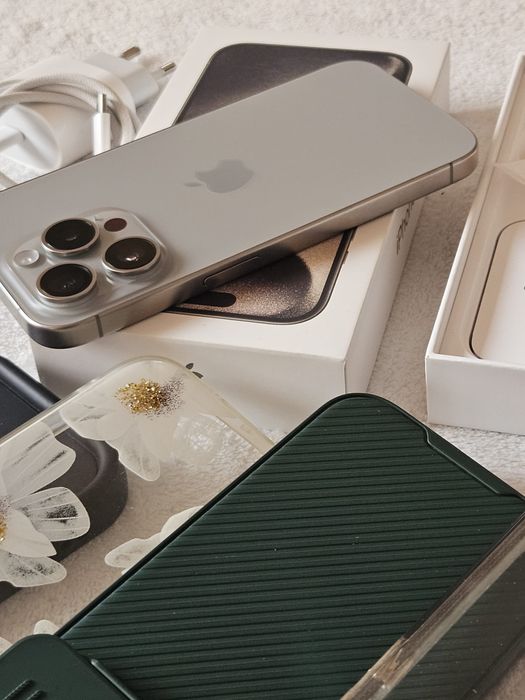 iPhone 15 PRO, 88% bateria, 256Gb, Full Box, Stare Impecabil