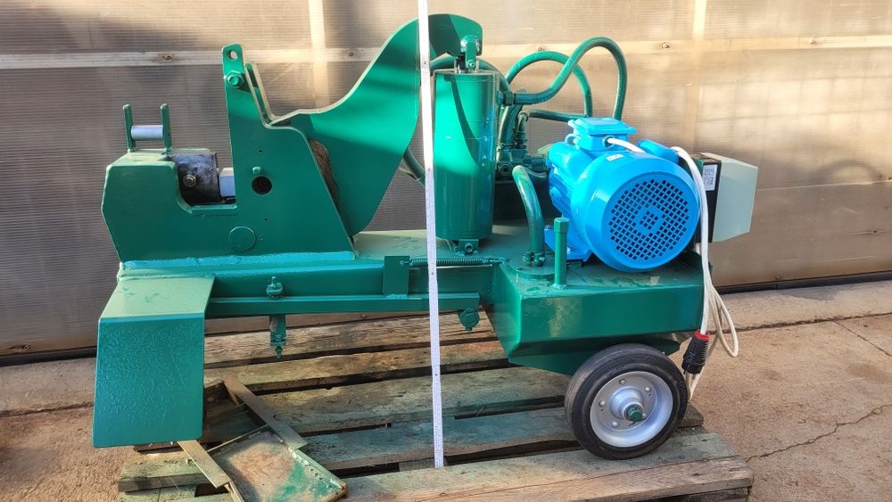 masina taiat fier beton debitat pc platbanda cabluri profile metalice